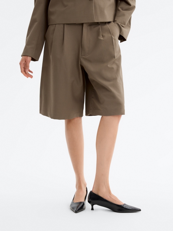 Plain cropped blazer with buttons taupe middle back view