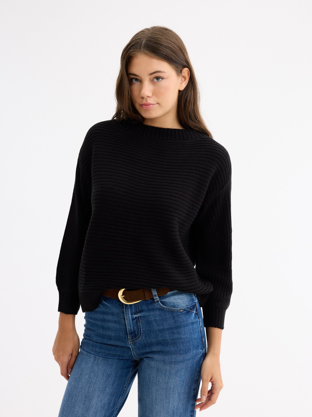 Jersey de punto básico cuello barco negro vista media frontal