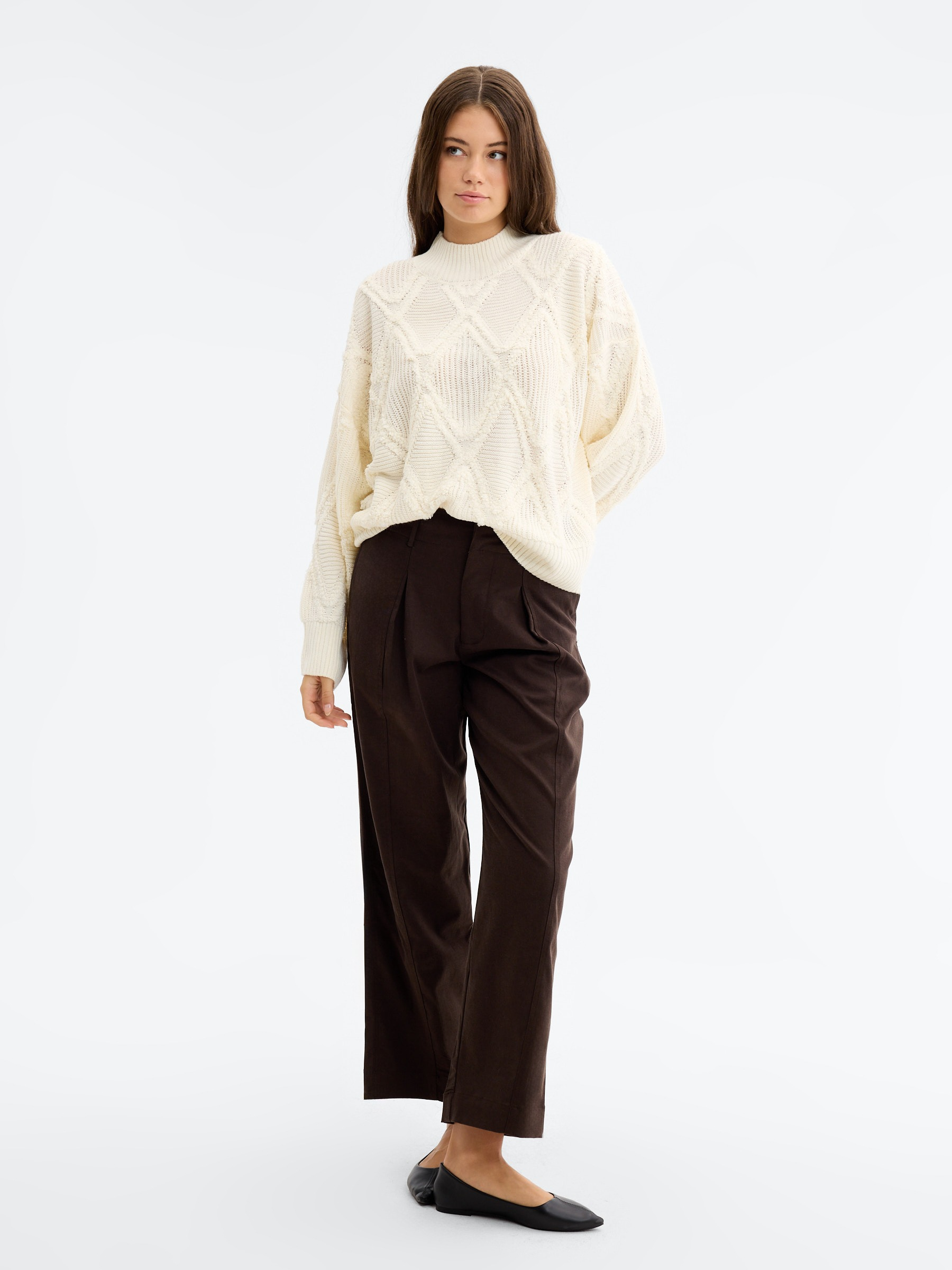 Jersey texturizado rombos blanco roto vista media frontal