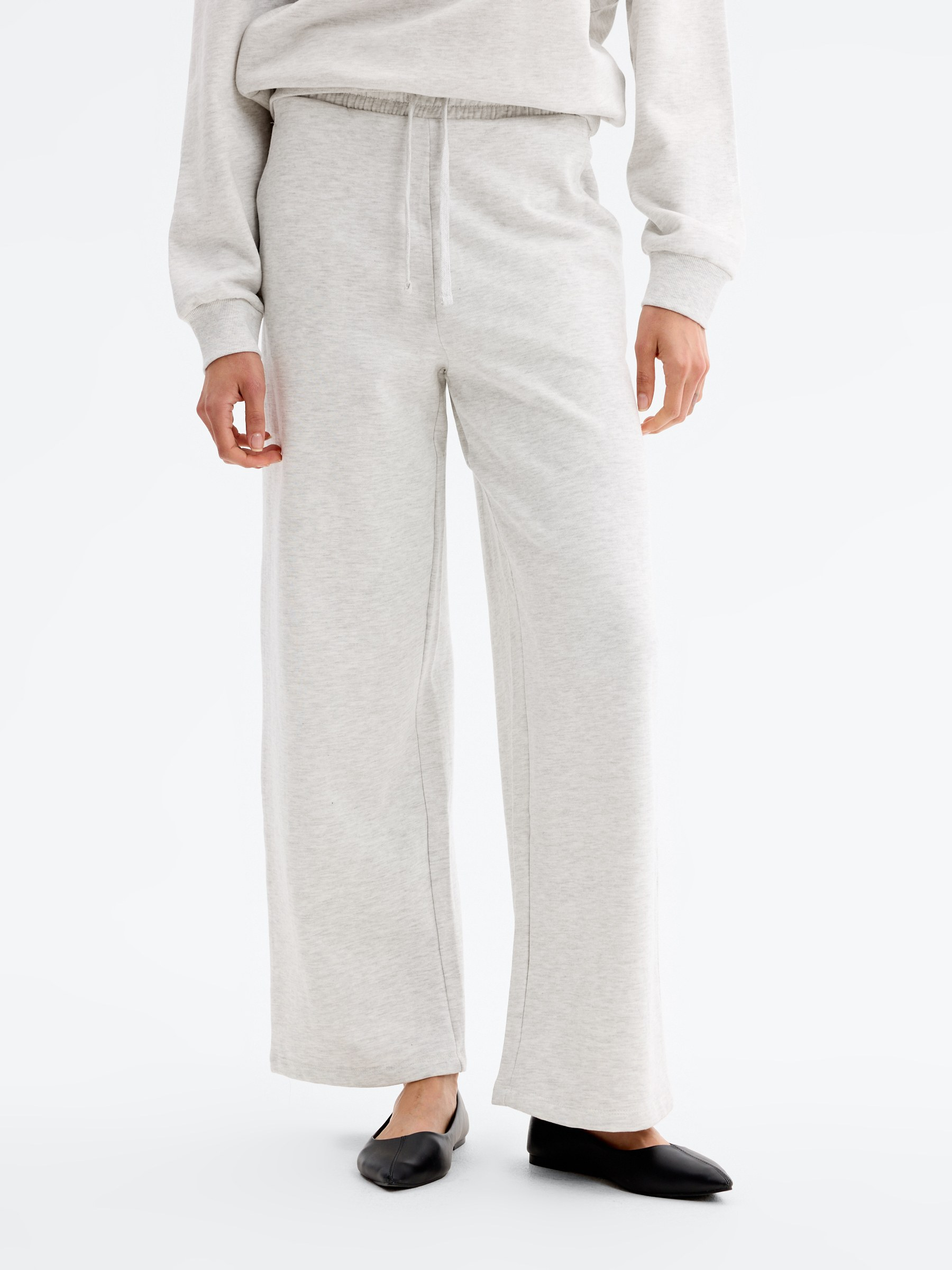 Calça de moletom wide leg melange claro vista geral frontal