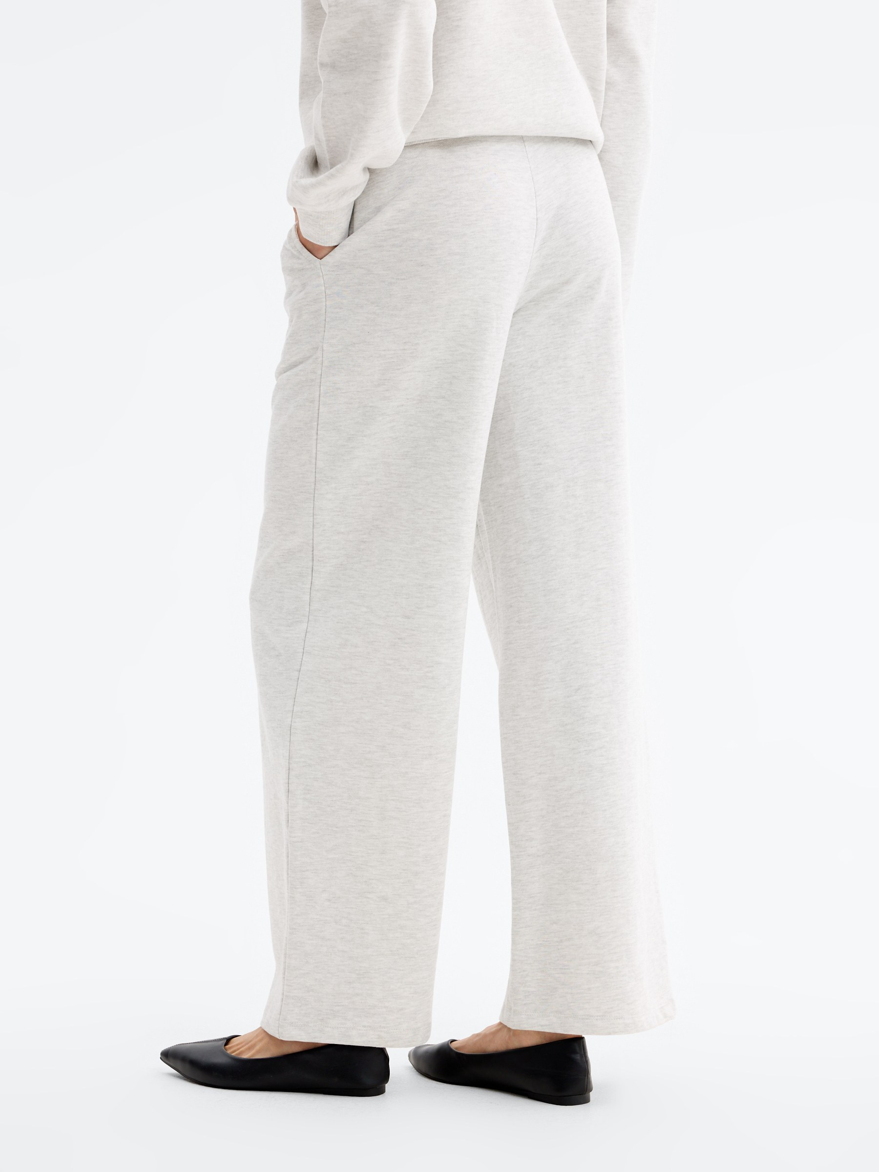 Pantalón chándal wide leg melange claro vista general frontal