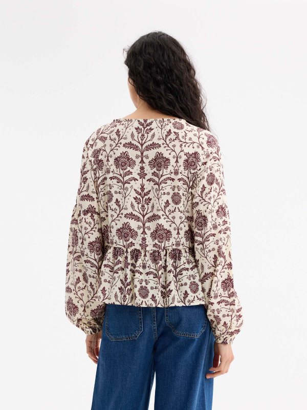 Blusa manga comprida estampado floral off white vista meia traseira