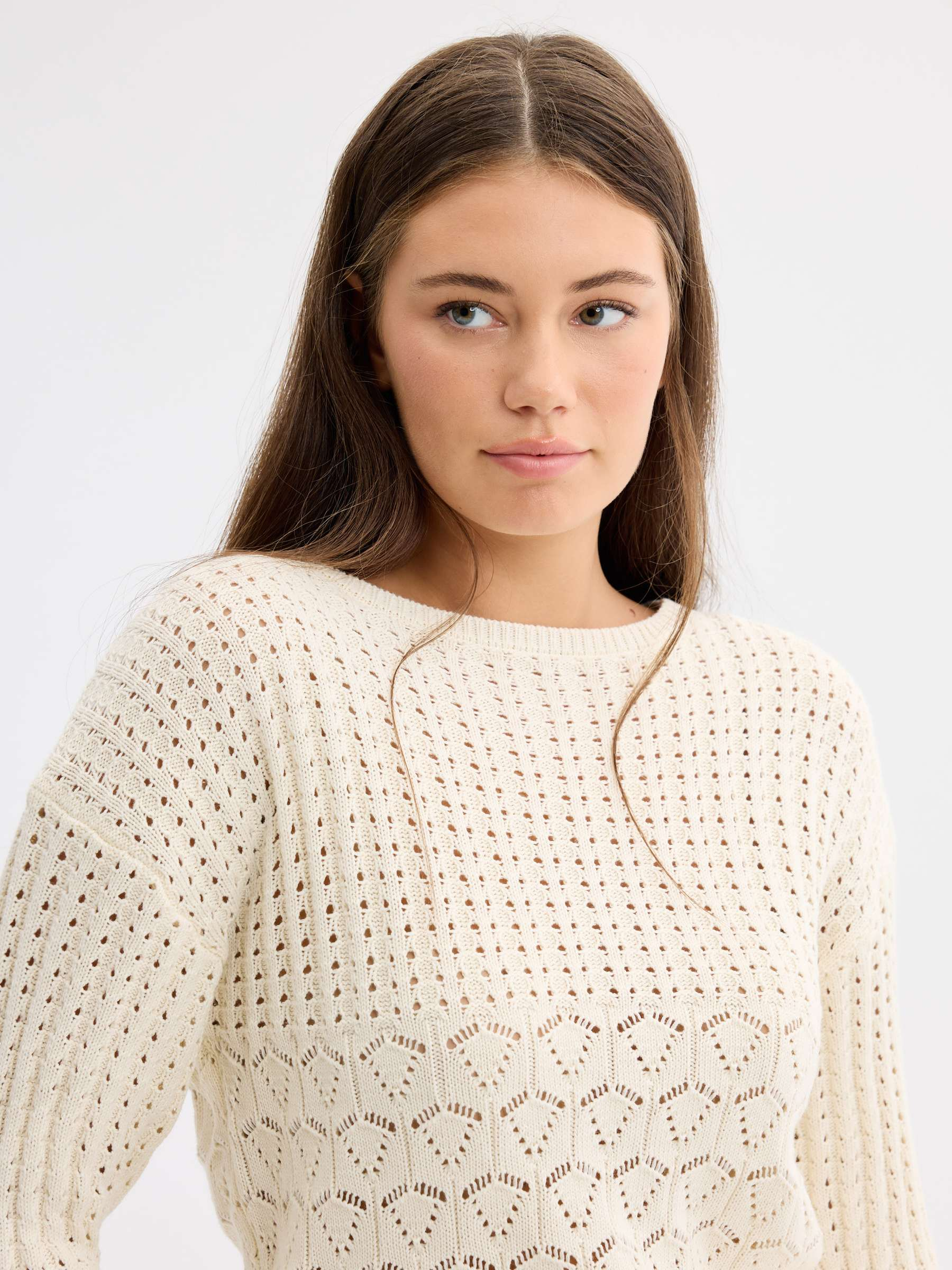 Long sleeve open knit sweater raw middle front view