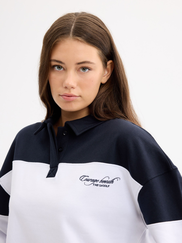 Sudadera cuello polo paneles azul marino vista detalle