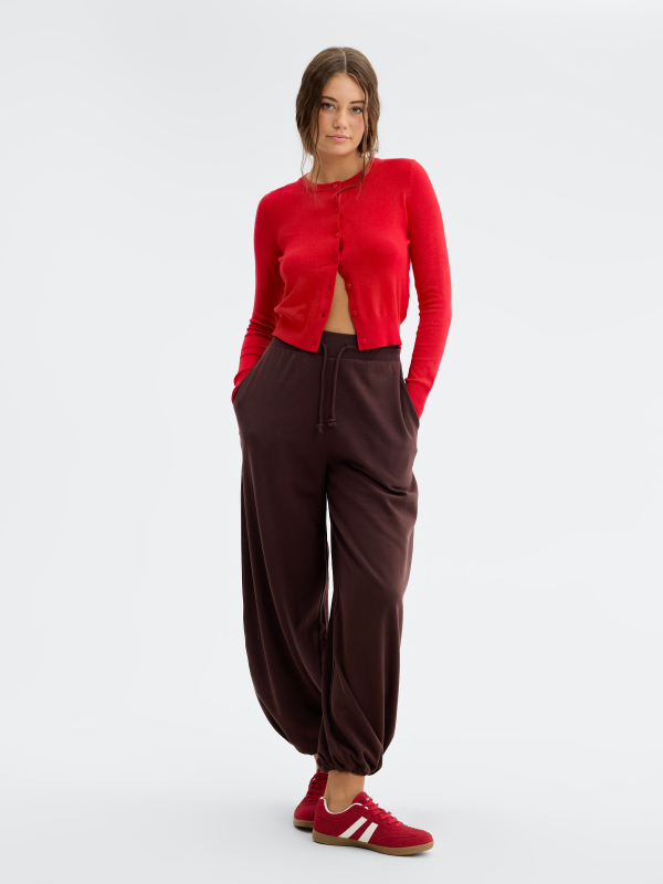 Barrel stoppers fleece pants chocolate front view