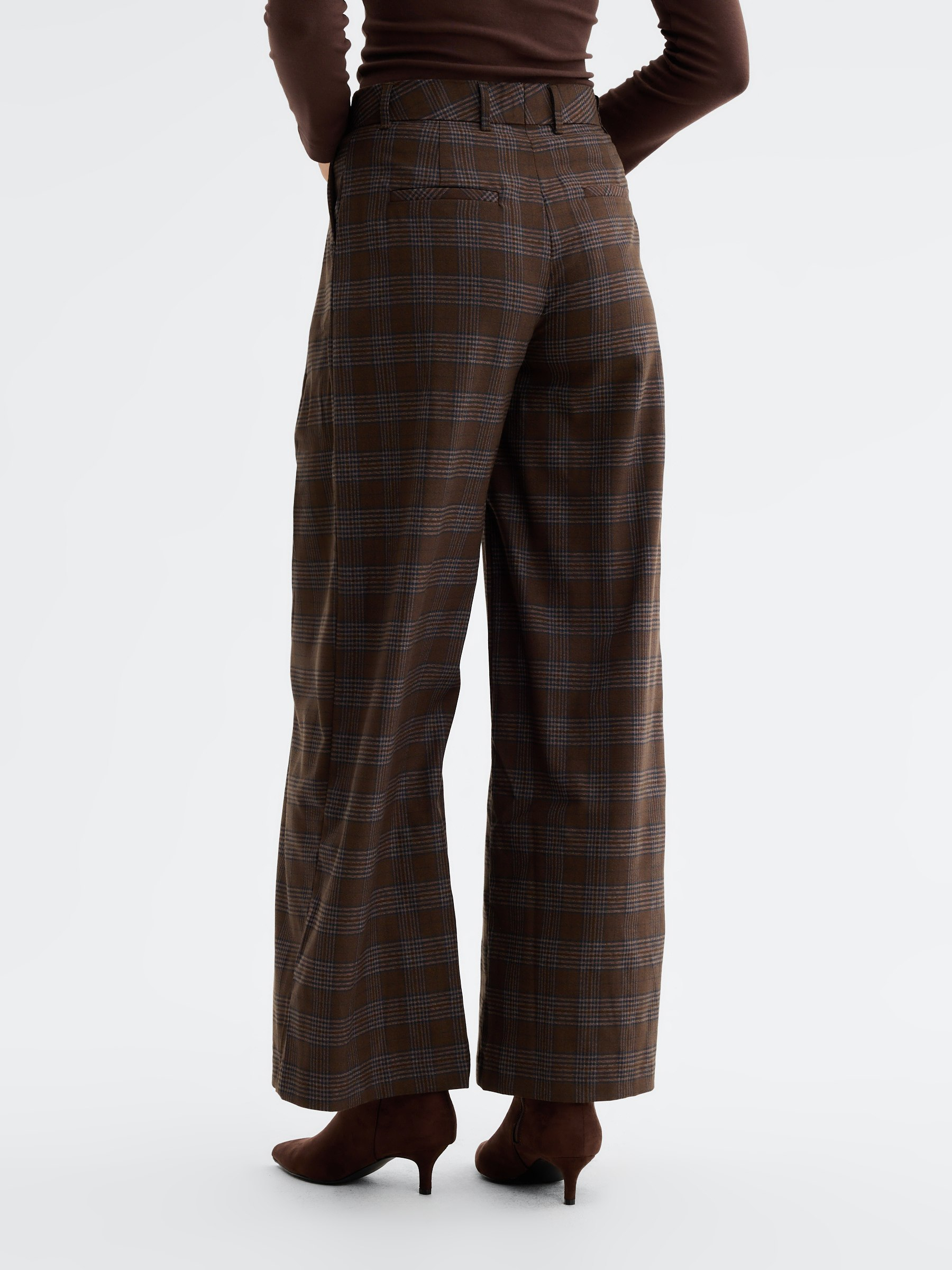 Pantalón sastre cuadros wide leg marrón oscuro vista general frontal
