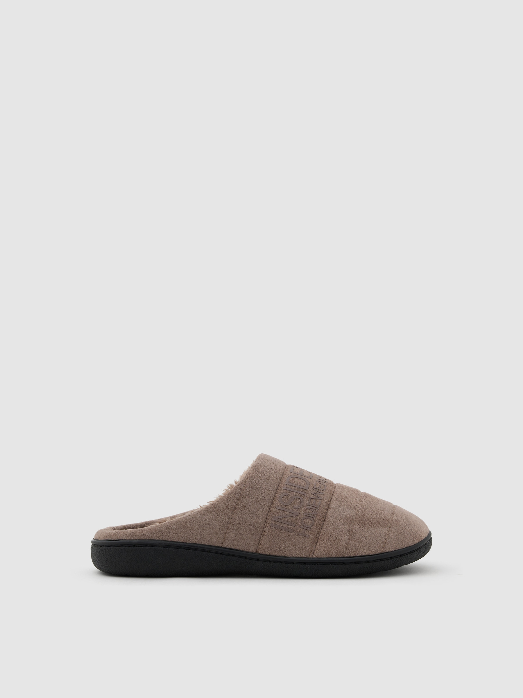 Zapatilla destalonada pelo taupe vista general frontal