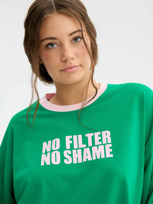 T-shirt de manga comprida no filter verde vista detalhe