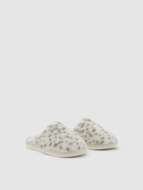 Zapatillas destalonadas animal print gris vista media frontal