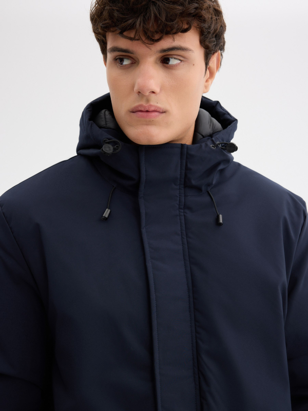 Plain nylon parka navy detail view