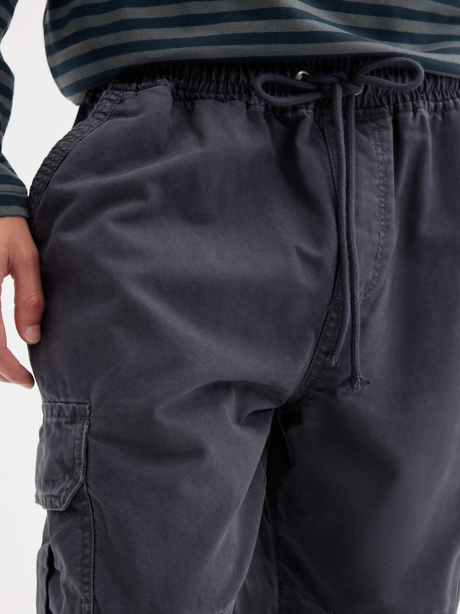 High-waisted cotton cargo pants navy front view