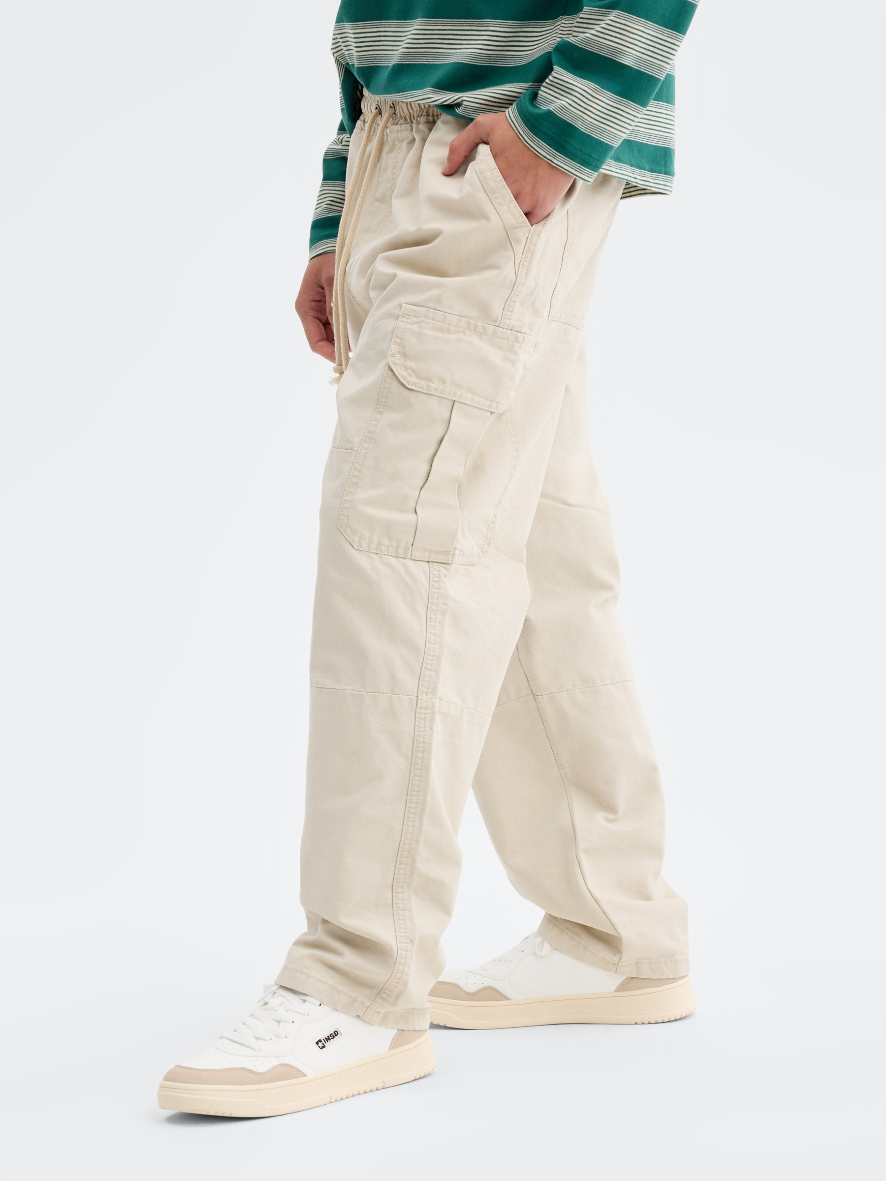 High-waisted cotton cargo pants raw front view