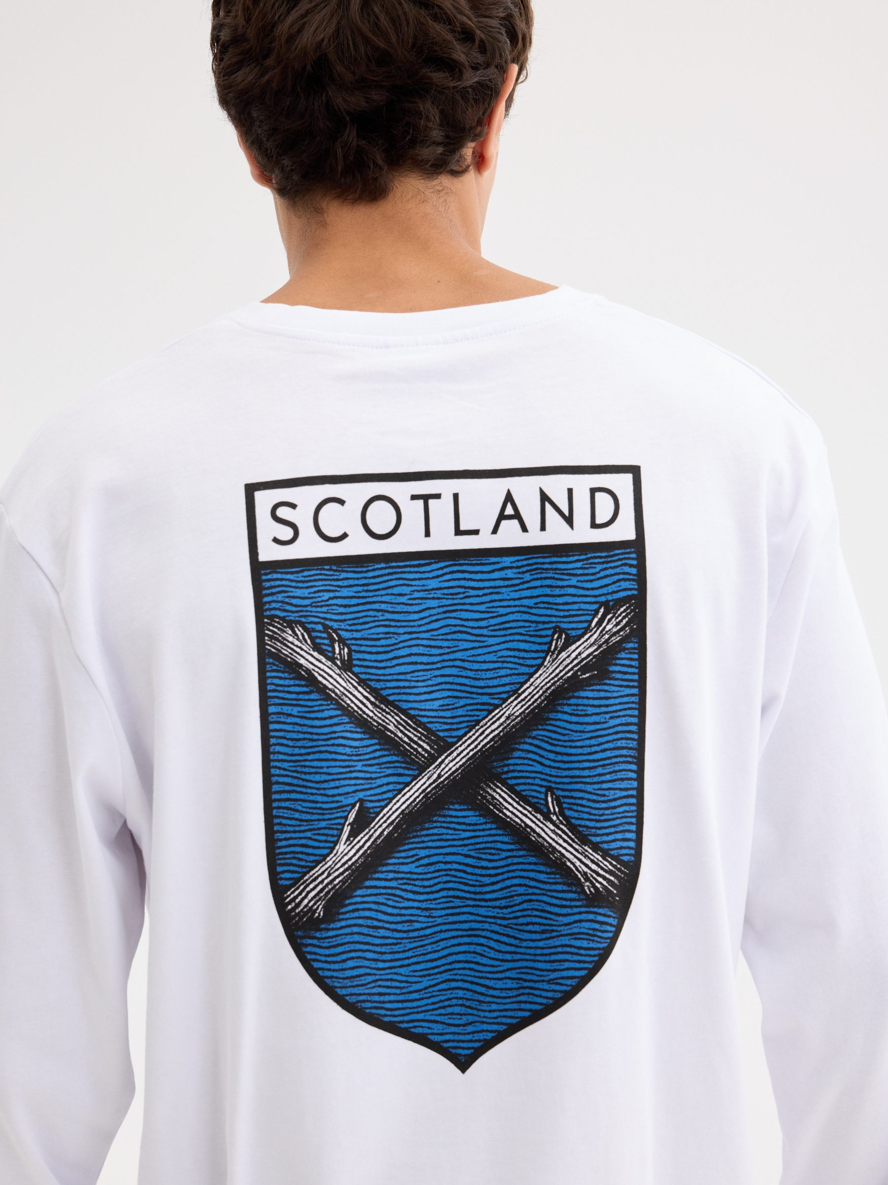 Long sleeve Scotland print t-shirt white middle front view