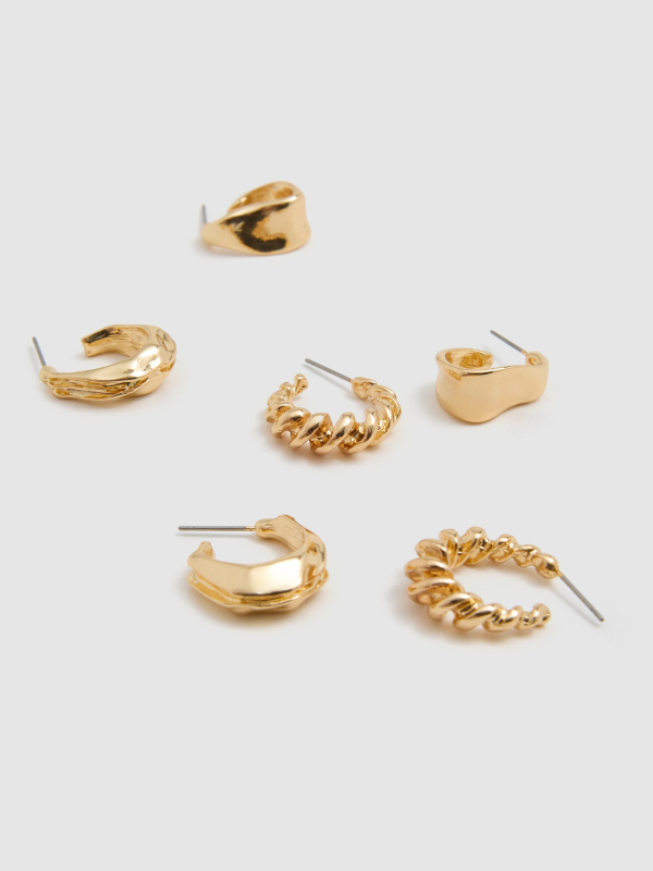 Set de pendientes dorados x3 dorado vista detalle