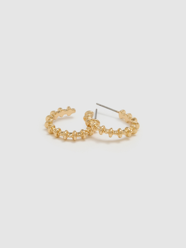 Set de pendientes dorados dorado vista detalle