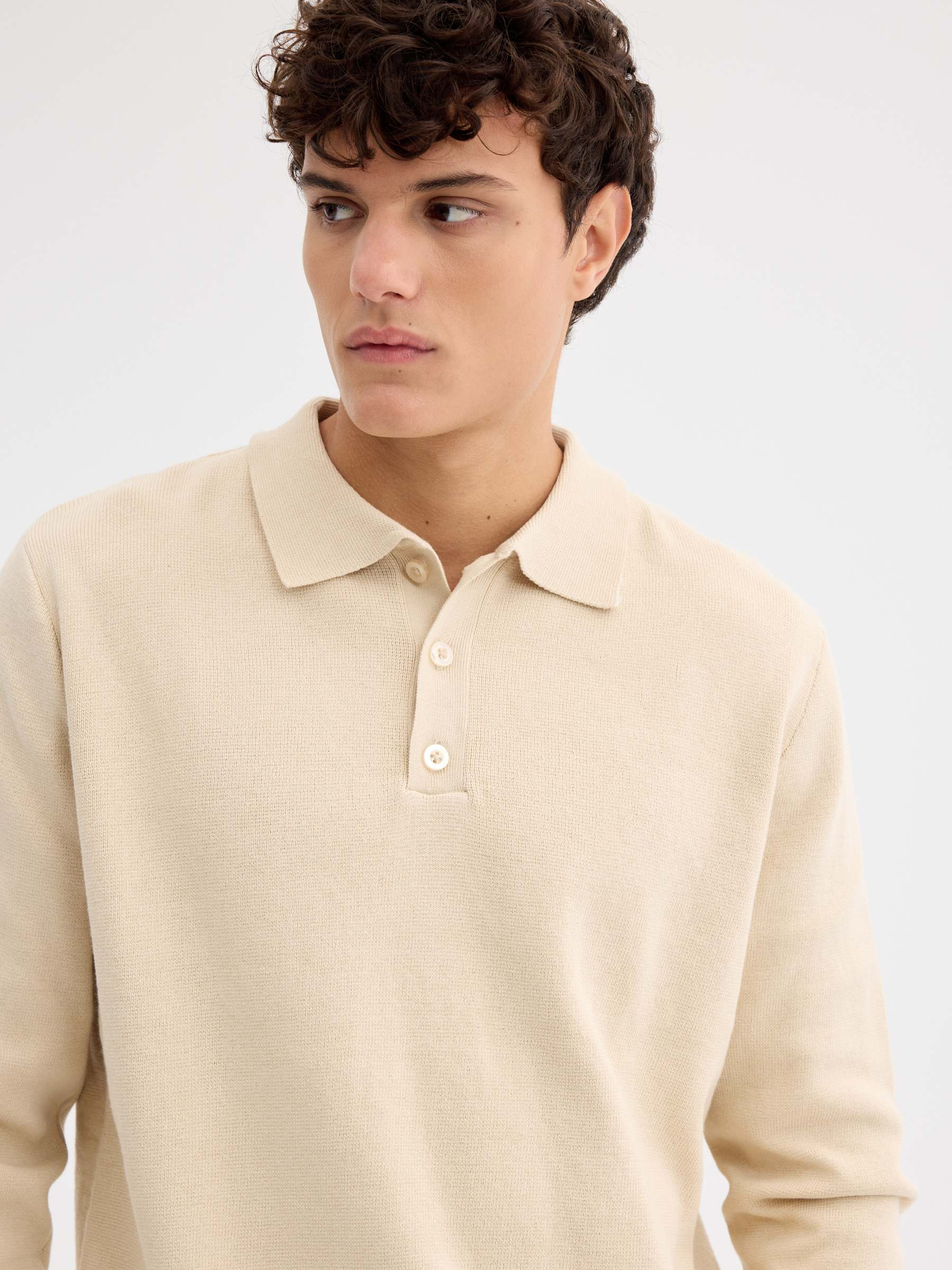 Jersey cuello polo liso crudo vista media frontal