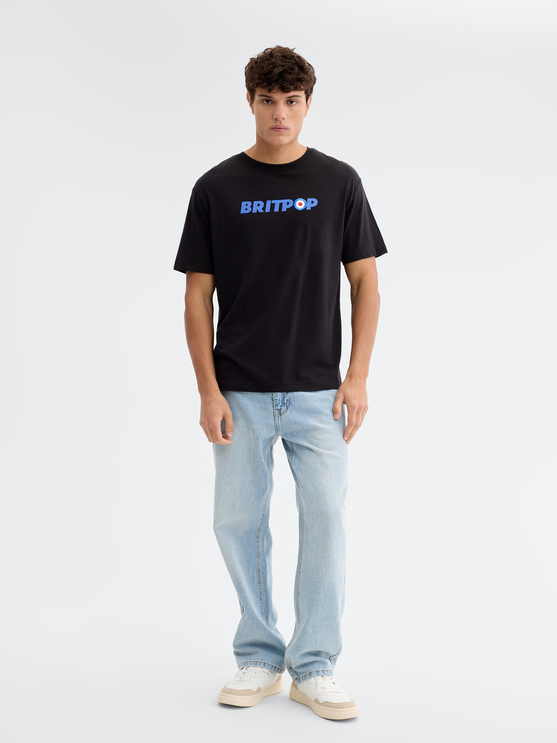 Camiseta britpop oversize negro vista media frontal