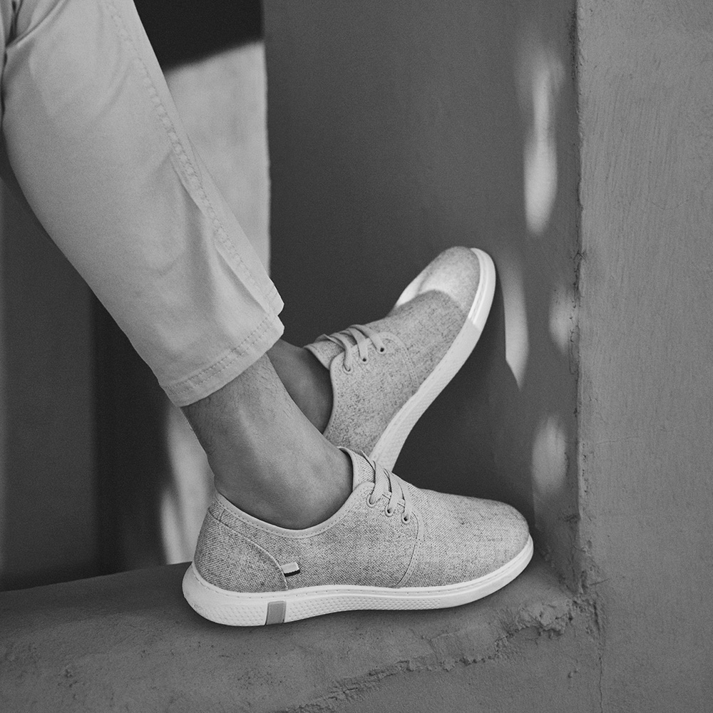 Sneakers INSIDE