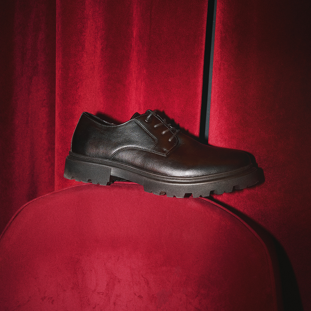 Men’s Shoes INSIDE